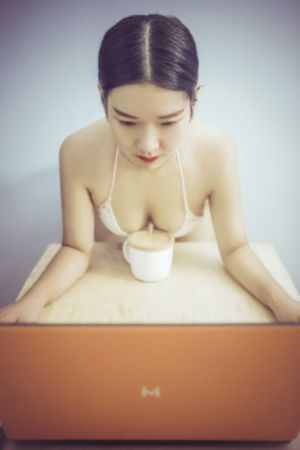 五十玫瑰电视连续剧免费观看_蓝光在线观看电视
