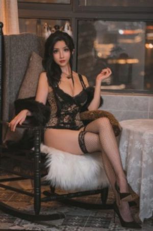 美容院的特殊待遇2_高清国产国语三级