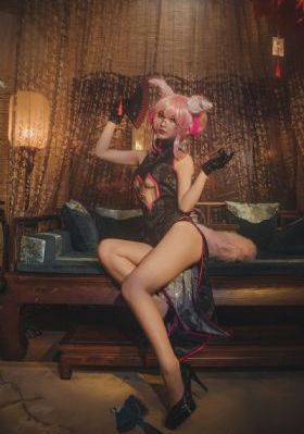 女人脱了内裤趴开腿让男躁动态图_HD免费观看最新